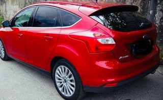 Ford Focus 2011 Titanium-thumb-1