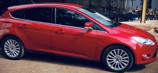 Ford Focus 2011 Titanium-thumb-3