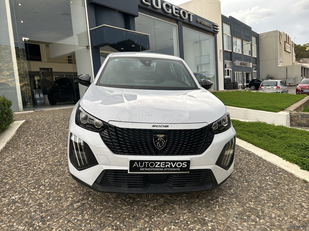 Peugeot 2008 2025 1.2 Puretech 100 Style