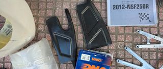 Honda NSR 250 2016 NSF 250-thumb-8