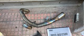 Honda NSR 250 2016 NSF 250-thumb-9
