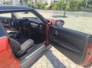 Mini Cooper D 2014-thumb-12