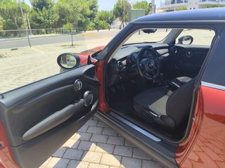 Mini Cooper D 2014-thumb-13