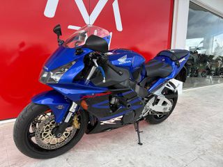 Honda CBR 954RR Fireblade 2002-thumb-3