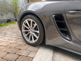 Porsche Boxster 2017 Porshe Boxter 718-thumb-16