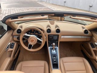 Porsche Boxster 2017 Porshe Boxter 718-thumb-19