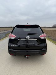 Nissan X-Trail 2016-thumb-3