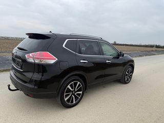 Nissan X-Trail 2016-thumb-4