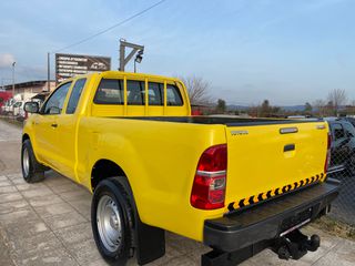 Toyota Hilux 2013-thumb-4