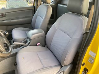Toyota Hilux 2013-thumb-10