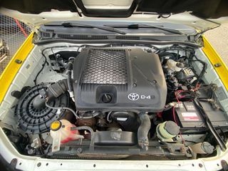 Toyota Hilux 2013-thumb-18