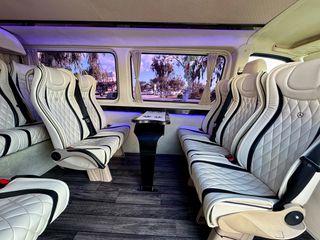 Mercedes-Benz 2015 Sprinter VIP Minibus – με άδεια Δ.Χ-thumb-7