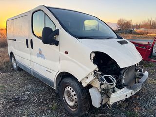 Κομματια απο τις παντες vivaro trafic primastar