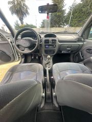 Renault Clio 2001 CLIO-thumb-6