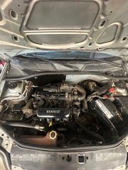 Renault Clio 2001 CLIO-thumb-9
