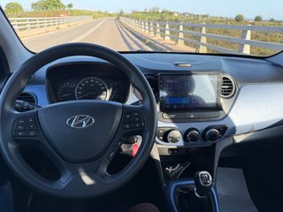 Hyundai i 10 2015-thumb-18