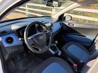 Hyundai i 10 2015-thumb-11