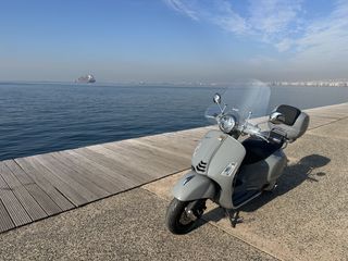 Vespa GTS Super Tech 300 2020
