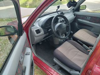 Nissan Micra 1999-thumb-8