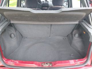 Nissan Micra 1999-thumb-38