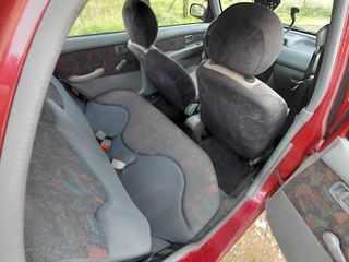 Nissan Micra 1999-thumb-12