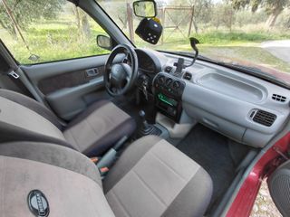 Nissan Micra 1999-thumb-13