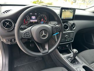 Mercedes-Benz A 180 2016 Facelift άριστη κατάσταση  Ελληνικό-thumb-10