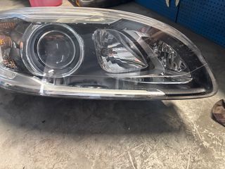 Φανάρι εμπρός αριστερό Volvo S60-thumb-3