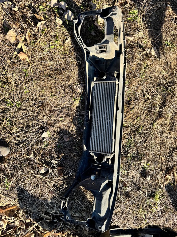 Intercooler γνησιο F9Q 1,9dci  vivaro trafic primastar