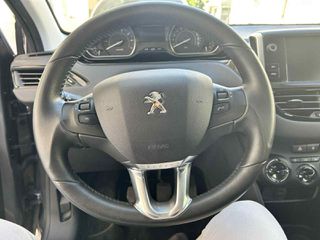 Peugeot 208 2019 1.2 PURETECH 82 ACTIVE