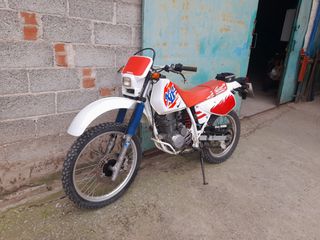 Honda XLR 1996