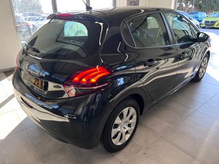 Peugeot 208 2019 1.2 PURETECH 75-thumb-6