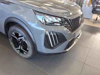 Peugeot 2008 2025 Hybrid 110 e DSc6 Allure-thumb-1