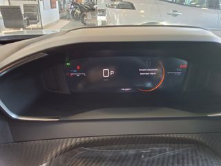 Peugeot 2008 2025 Hybrid 110 e DSc6 Allure-thumb-15