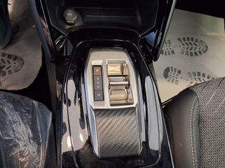 Peugeot 2008 2025 Hybrid 110 e DSc6 Allure-thumb-16