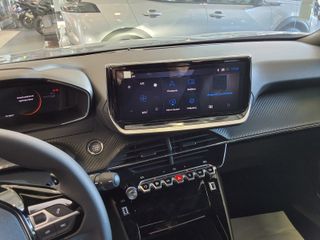 Peugeot 2008 2025 Hybrid 110 e DSc6 Allure-thumb-17