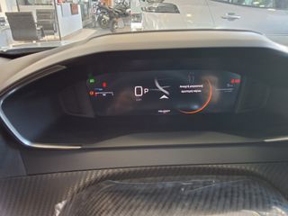 Peugeot 2008 2025 Hybrid 110 e DSc6 Allure-thumb-18