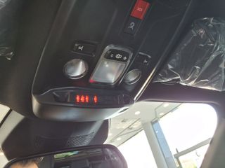 Peugeot 2008 2025 Hybrid 110 e DSc6 Allure-thumb-19