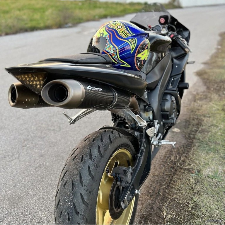 Yamaha YZF-R1 2005