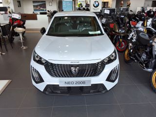 Peugeot 2008 2025 1,2 pure Tech 100 style