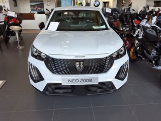Peugeot 2008 2025 1,2 pure Tech 100 style-thumb-3