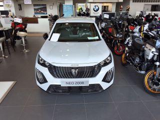 Peugeot 2008 2025 1,2 pure Tech 100 style-thumb-4