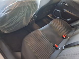 Peugeot 2008 2025 1,2 pure Tech 100 style-thumb-13