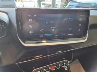 Peugeot 2008 2025 1,2 pure Tech 100 style-thumb-17