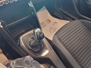 Peugeot 2008 2025 1,2 pure Tech 100 style-thumb-19
