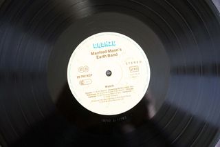 MANFRED MANN'S EARTH BAND-WATCH-thumb-6