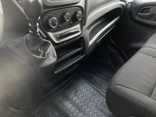 Παγωτατζίδικο Iveco 2016 Daily 150 ΔΙΠΛΟ ΤΡΟΧΟ ΜΕ ΕΡΑΣΙΤΕΧΝΙΚΟ ΔΙΠΛΩΜΑ 3,5 ΤΟΝΩΝ-thumb-52