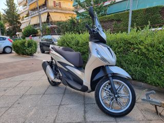 Piaggio Beverly 300 2023 HPE