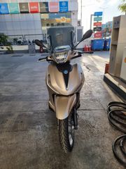 Piaggio Beverly 300 2023 HPE-thumb-1