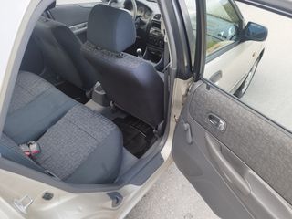 Mazda 323 2000 1300cc-thumb-15